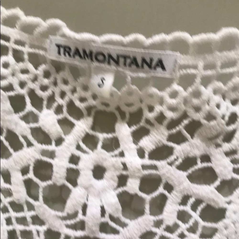 White Top - Picture 2 of 3